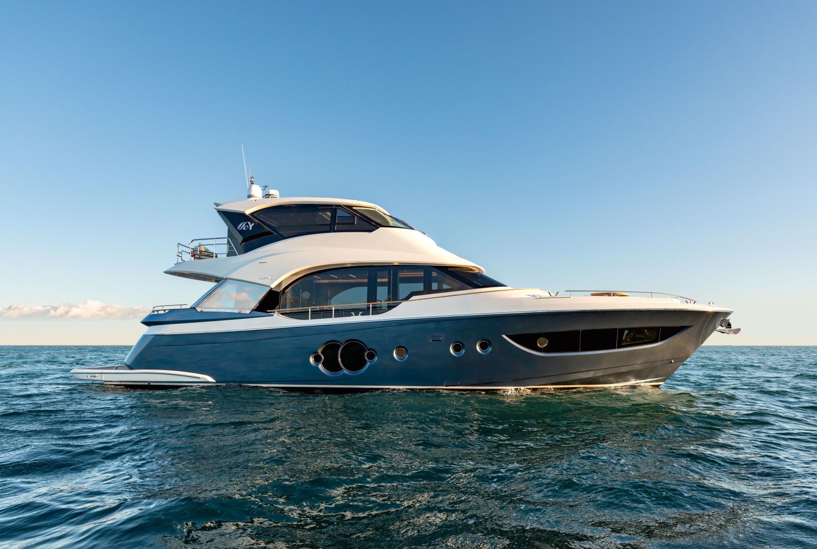69' Monte Carlo Yachts MCY Skylounge