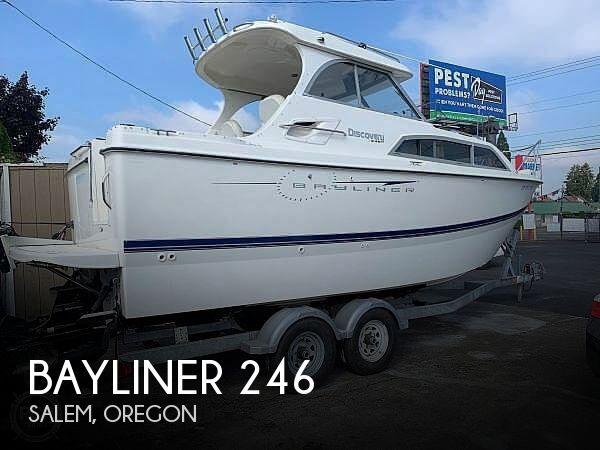 24' Bayliner Discovery 246