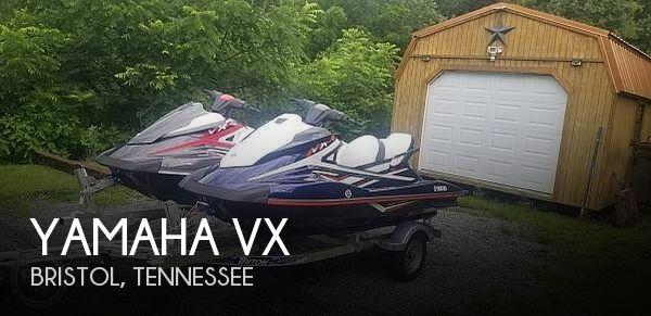 11' Yamaha VX
