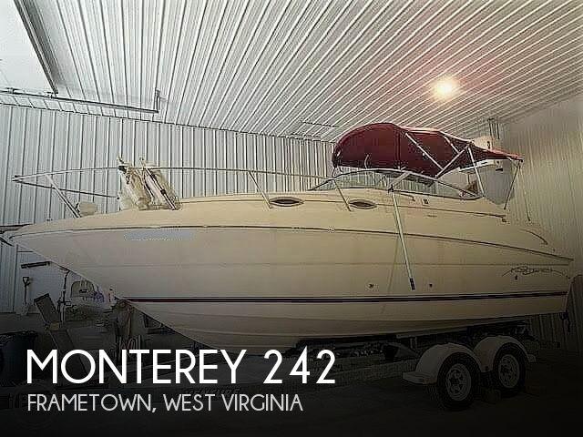 24' Monterey 242 Cruiser