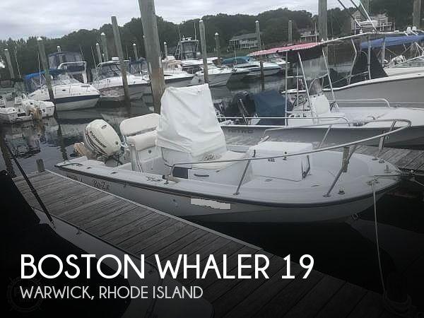 19' Boston Whaler 19 Outrage