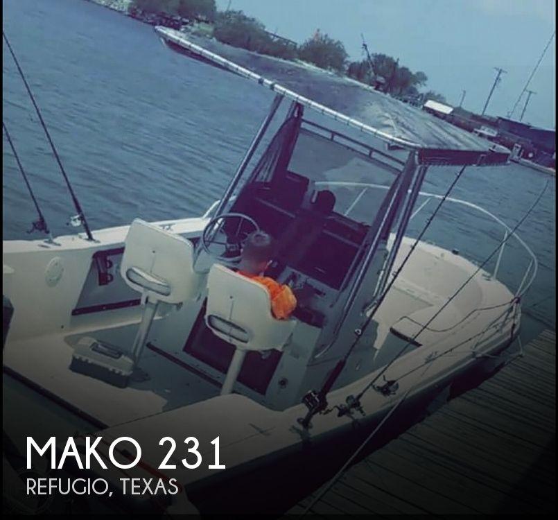 23' Mako 231