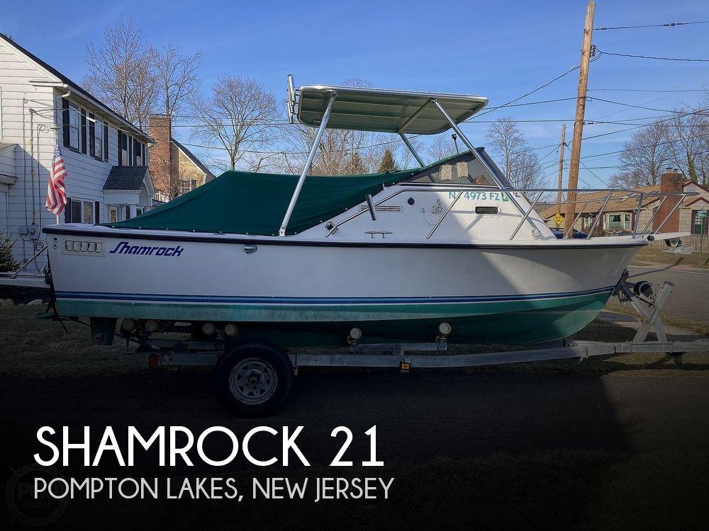 20' Shamrock 200 Predator