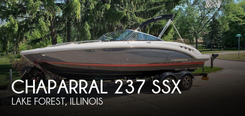 23' Chaparral 237 SSX