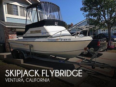 20' Skipjack Flybridge