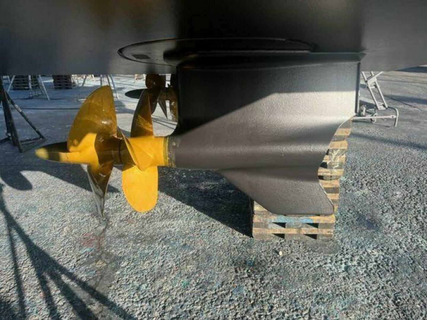 Slide: The Image of Absolute 45 FLY 2019 - 4452451