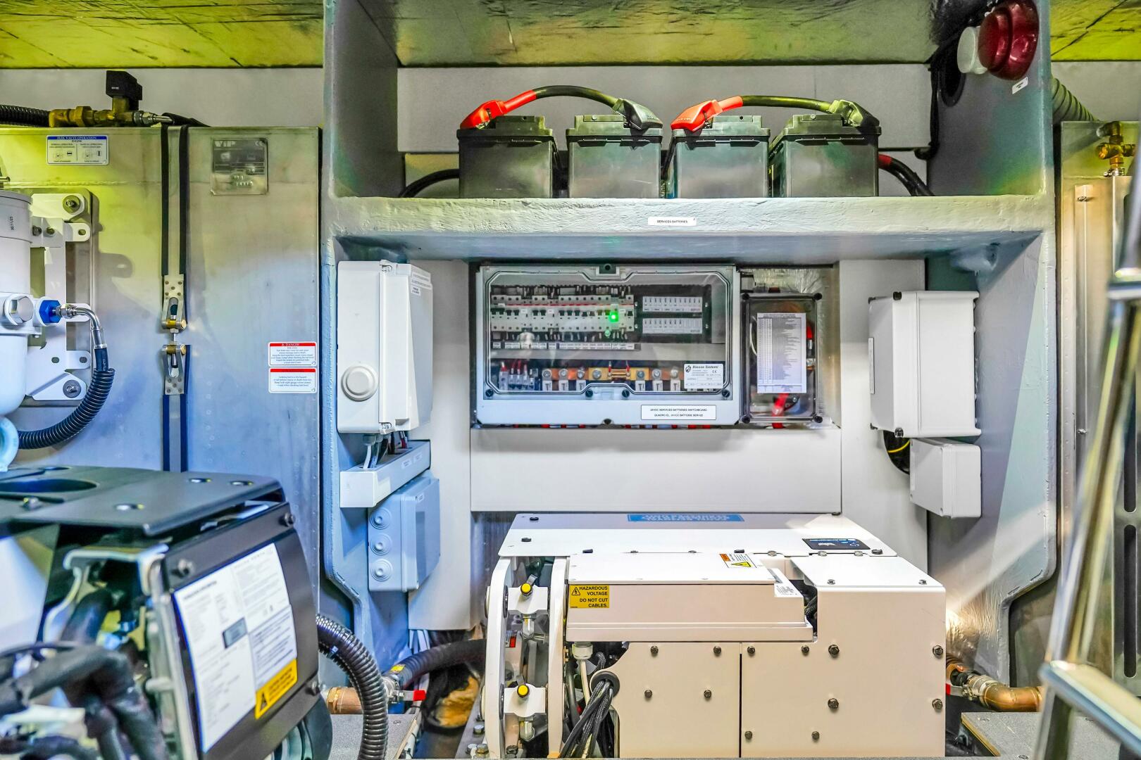 Slide: The Image of 2025 Absolute 47 Flybridge- Engine Room - 5280939