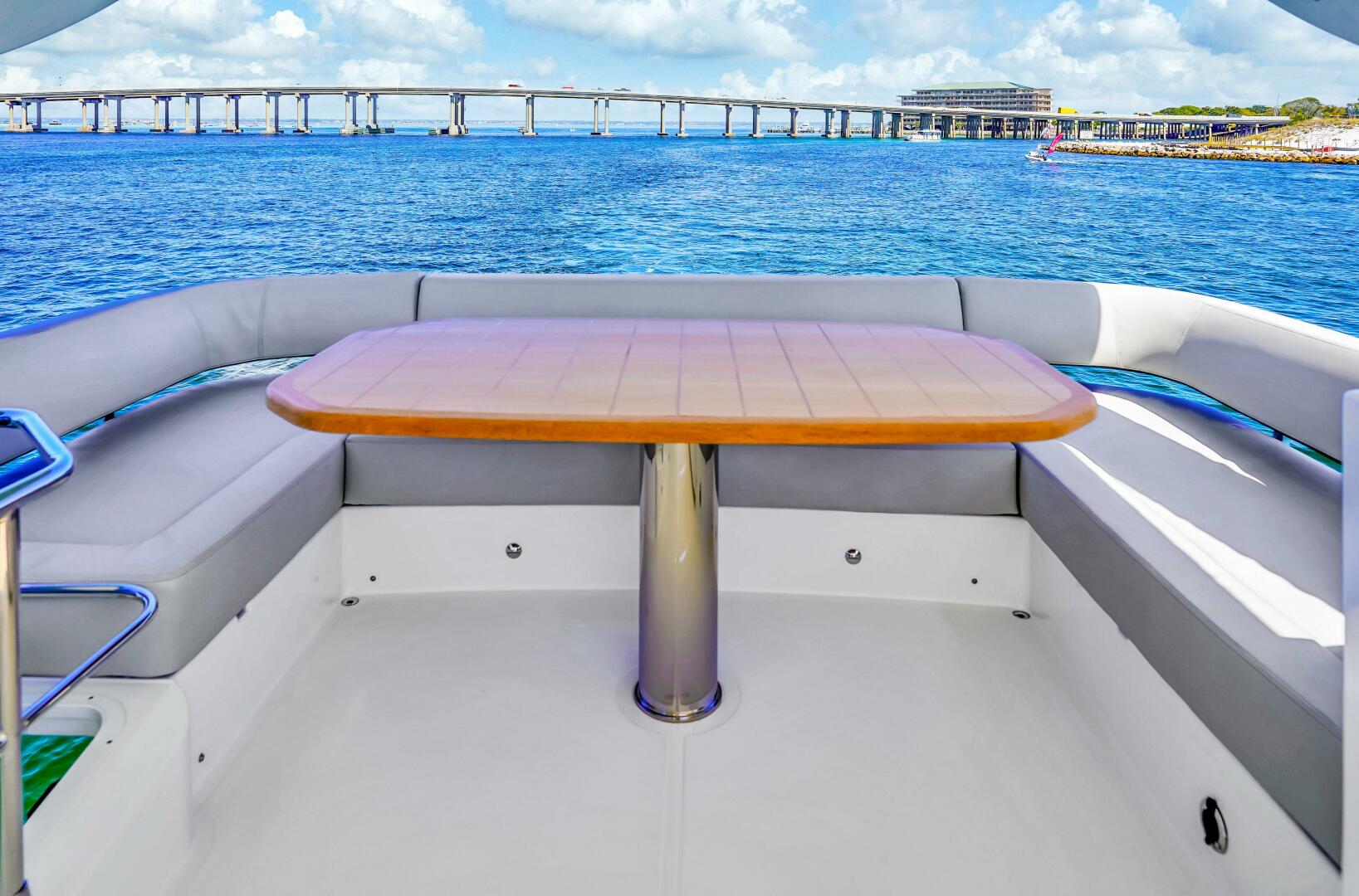 Slide: The Image of 2025 Absolute 47 Flybridge- Flybridge - 5280965