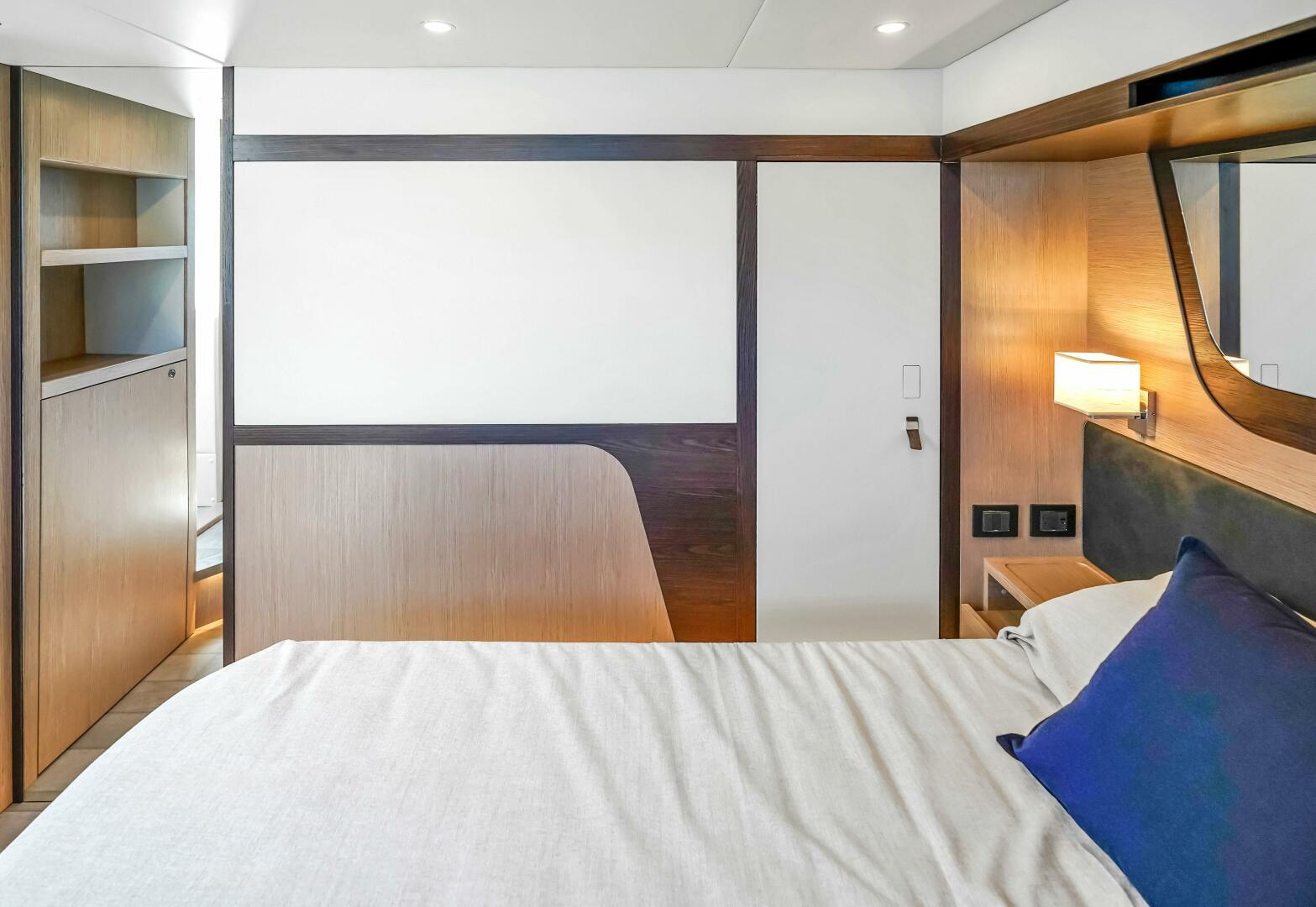 Slide: The Image of 2025 Absolute 47 Flybridge- VIP Stateroom - 5281018