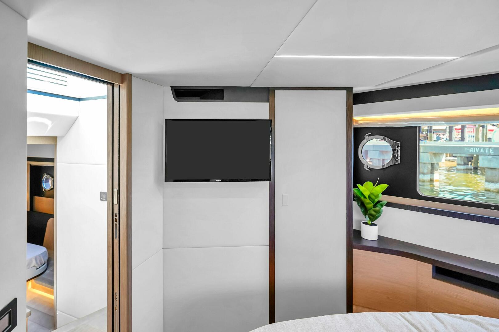 Slide: The Image of 2025 Absolute 47 Flybridge- Master Stateroom - 5281059
