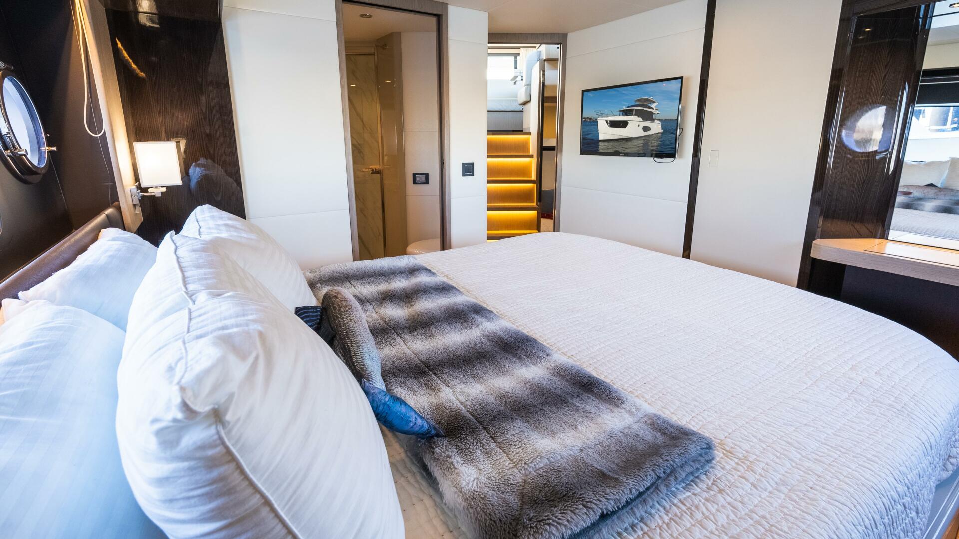 Slide: The Image of Absolute 48 Navetta 2020 - 4831737