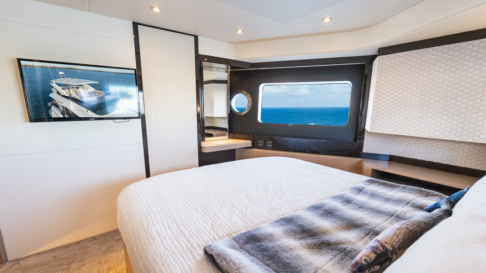 Slide: The Image of Absolute 48 Navetta 2020 - 4831738