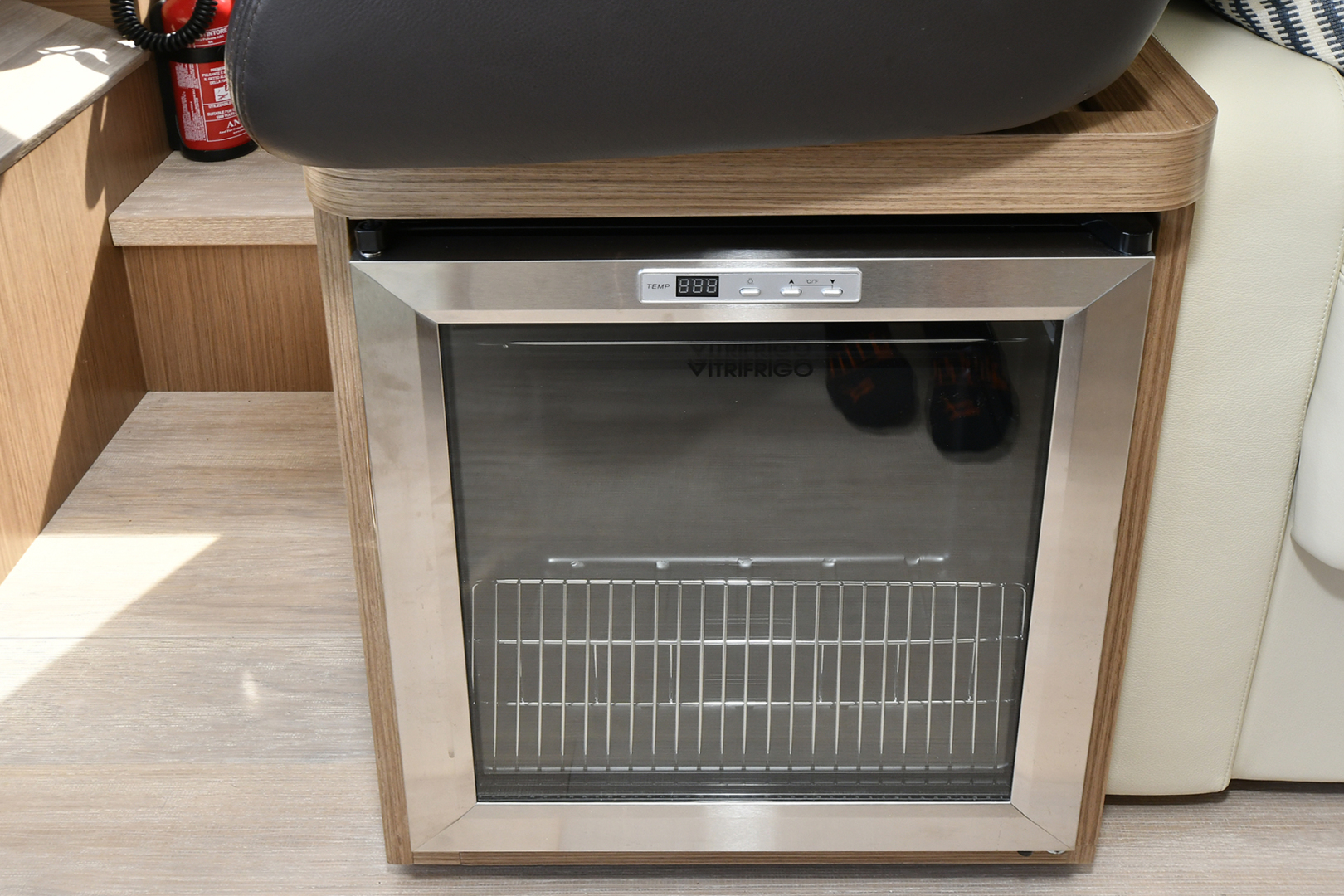 Slide: The Image of Wine Cooler - 1073076