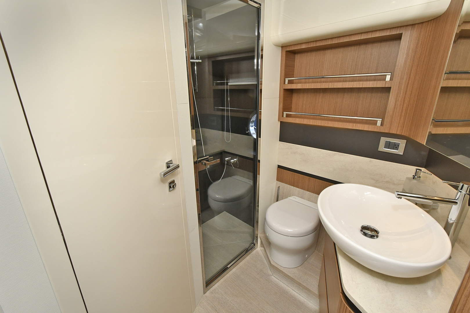 Slide: The Image of Guest Stateroom  - 1073081