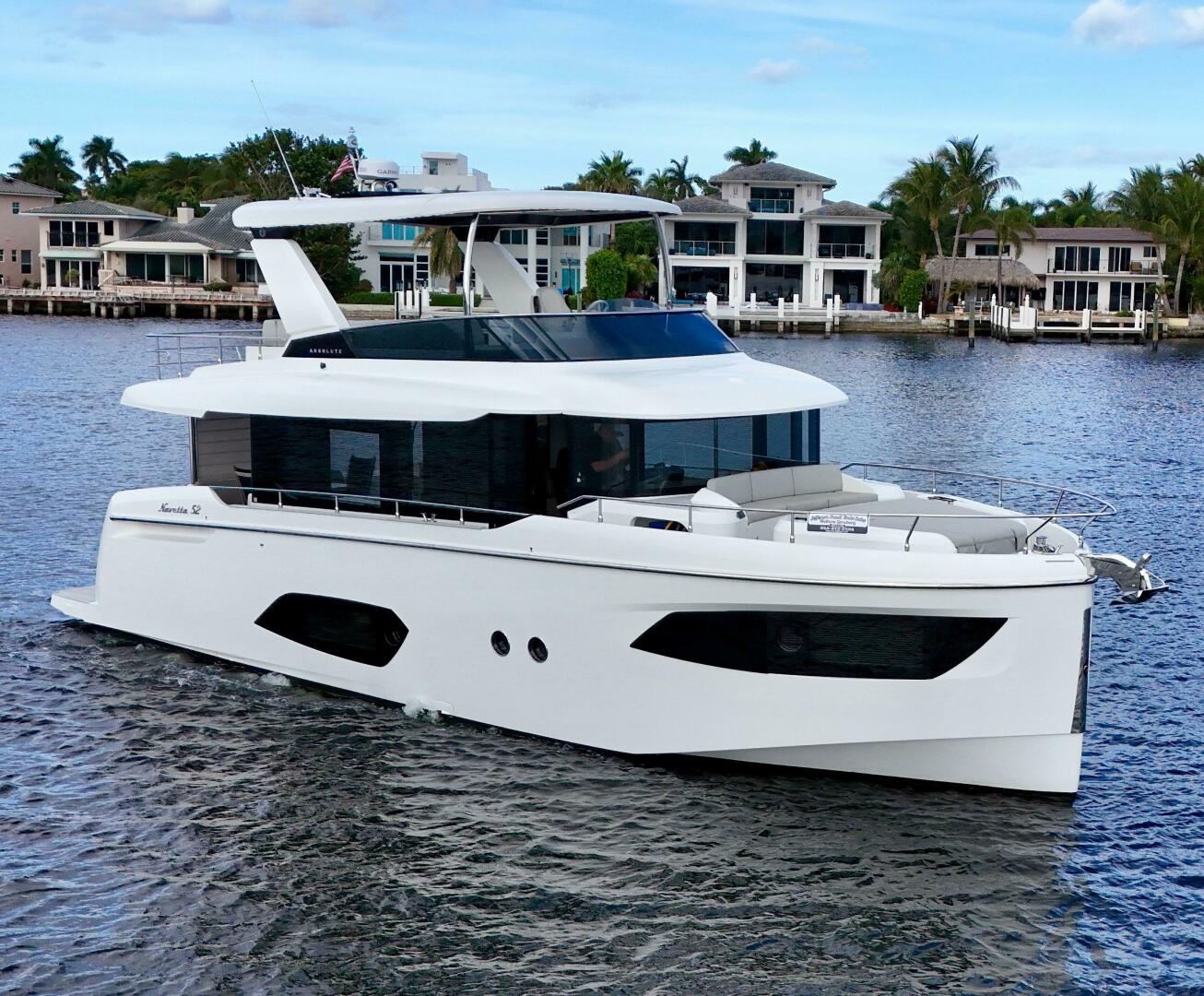 Slide: The Image of Absolute 52 Navetta 2021 - 5077819