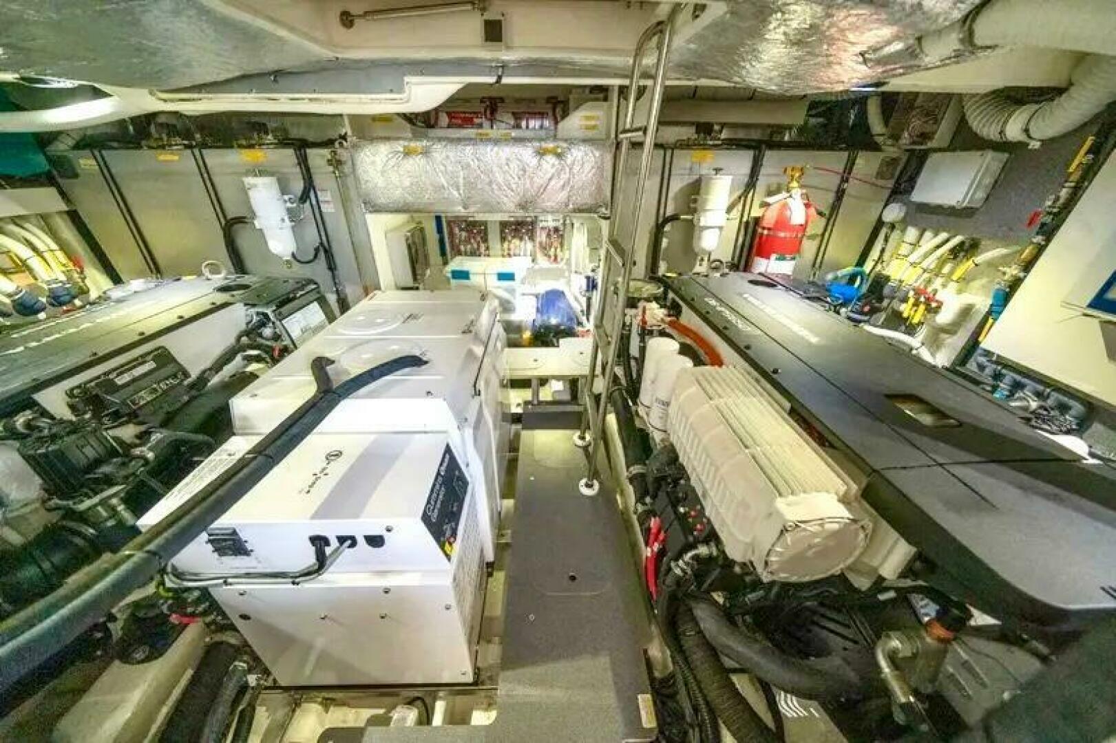 Slide: The Image of Absolute 52 Navetta 2021 - 5077995