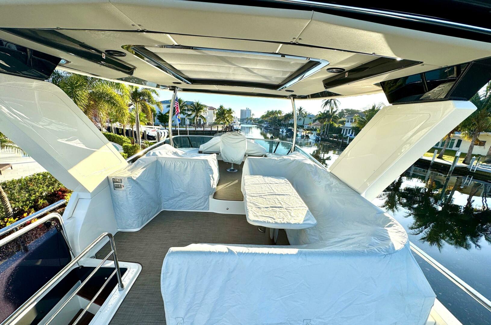 Slide: The Image of Absolute 52 Navetta 2021 - 5077851