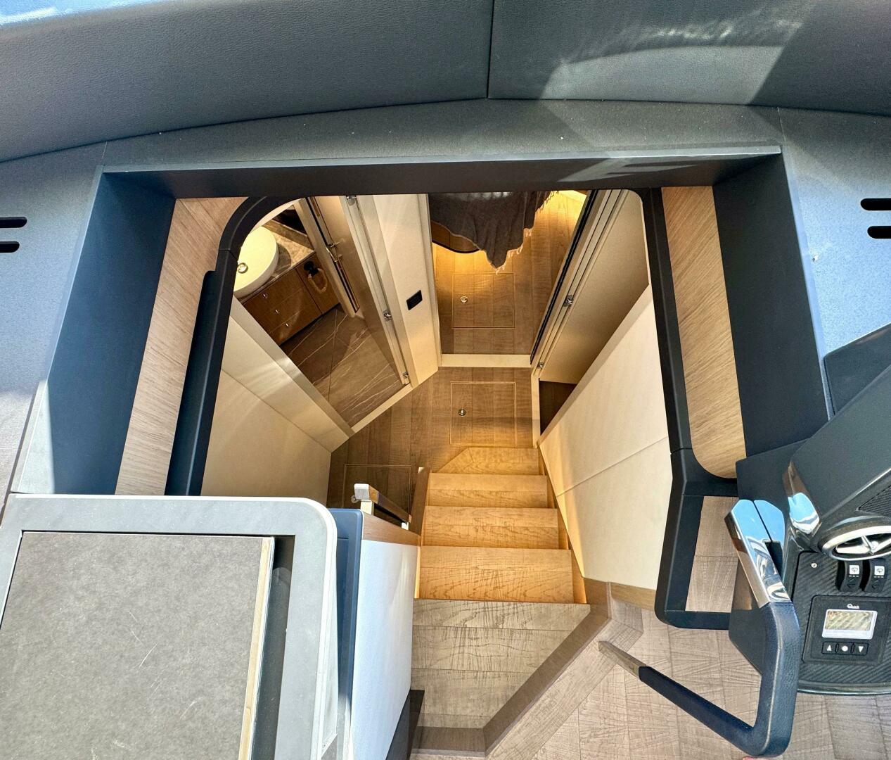 Slide: The Image of Absolute 52 Navetta 2021 - 5077868