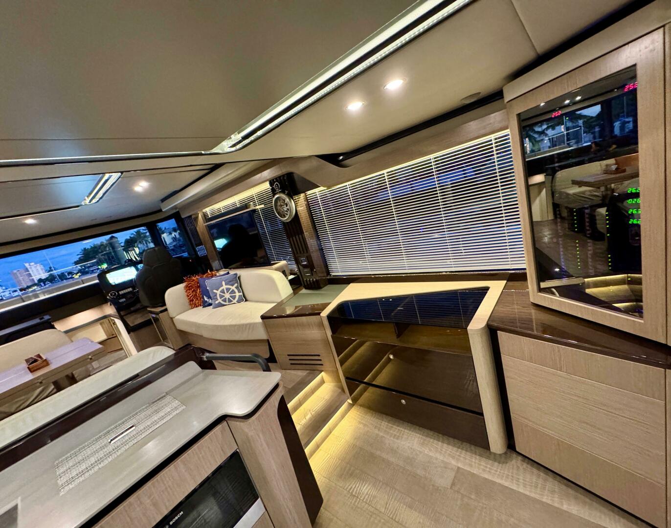 Slide: The Image of Absolute 52 Navetta 2021 - 5077873