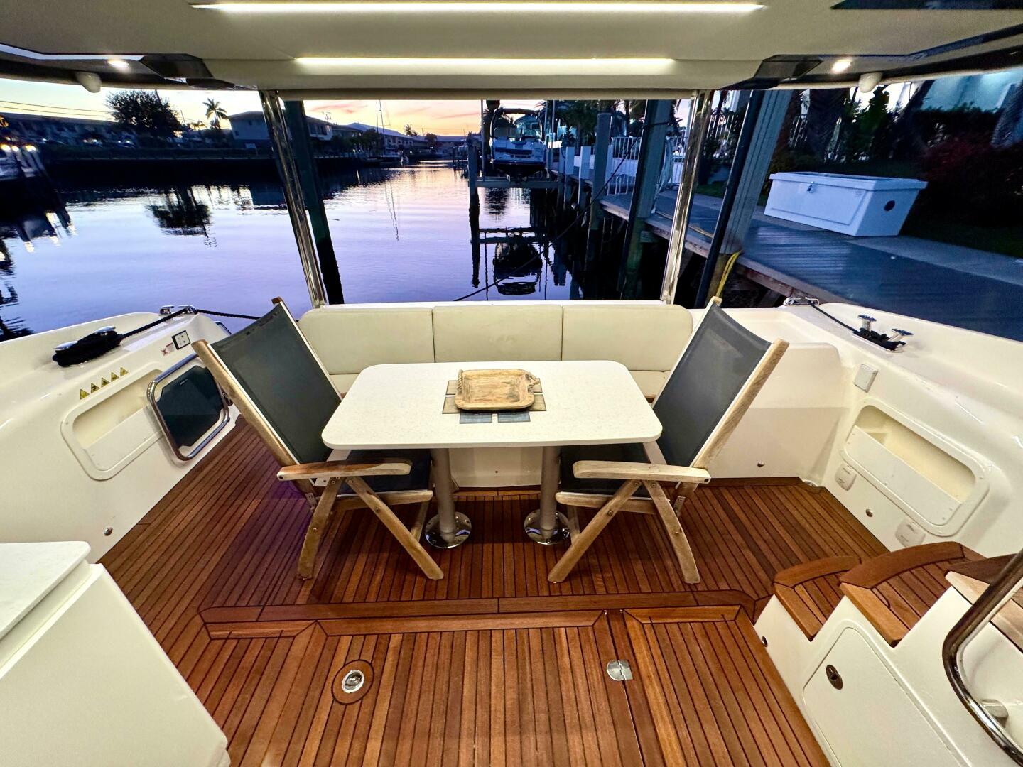 Slide: The Image of Absolute 52 Navetta 2021 - 5077877