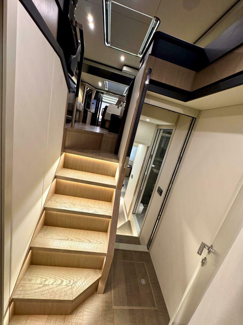 Slide: The Image of Absolute 52 Navetta 2021 - 5077888