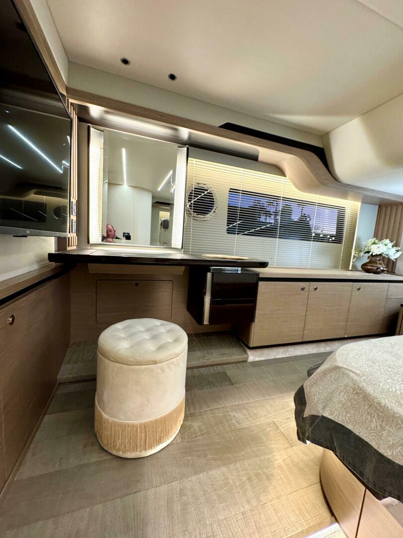 Slide: The Image of Absolute 52 Navetta 2021 - 5077892