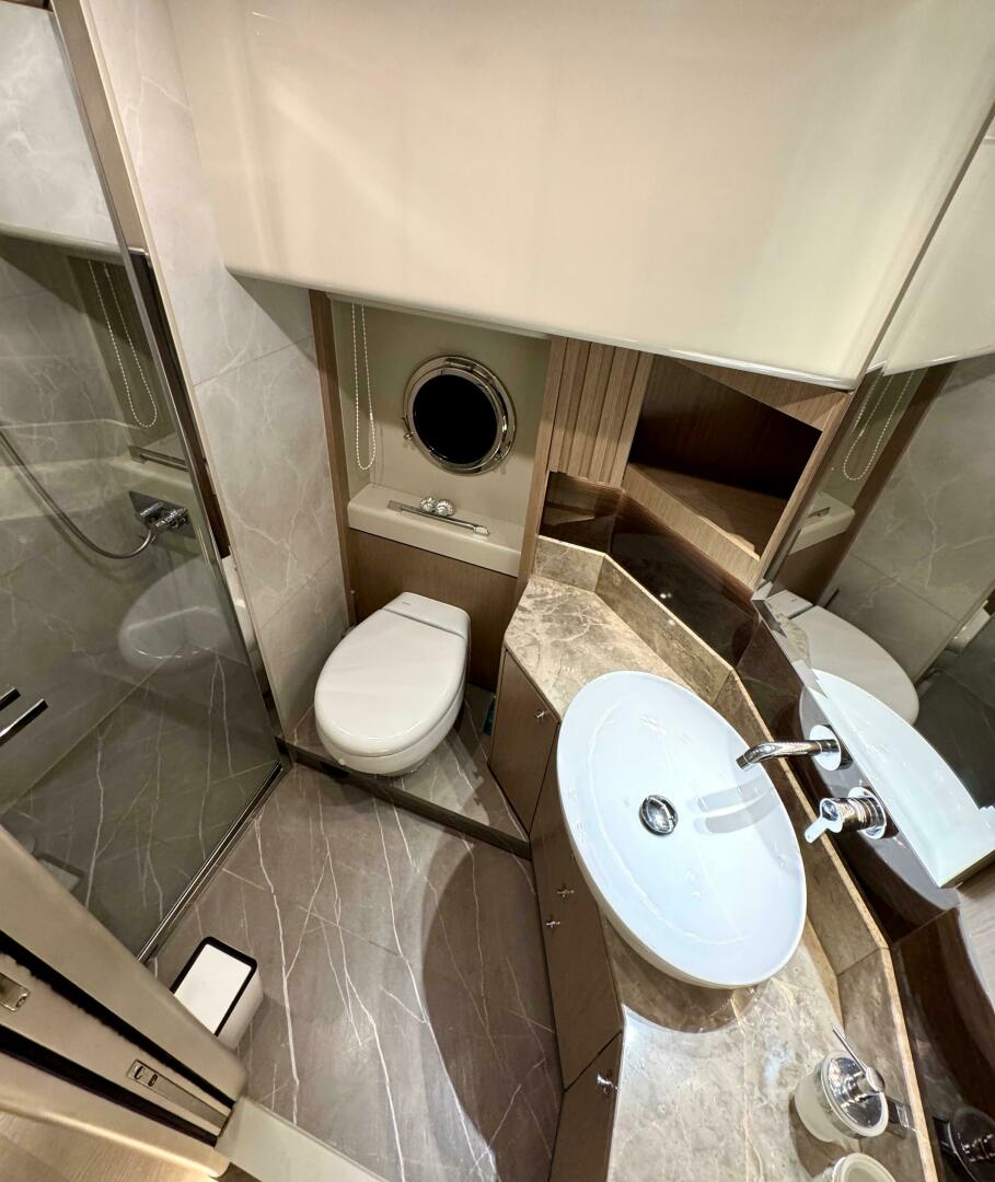 Slide: The Image of Absolute 52 Navetta 2021 - 5077894