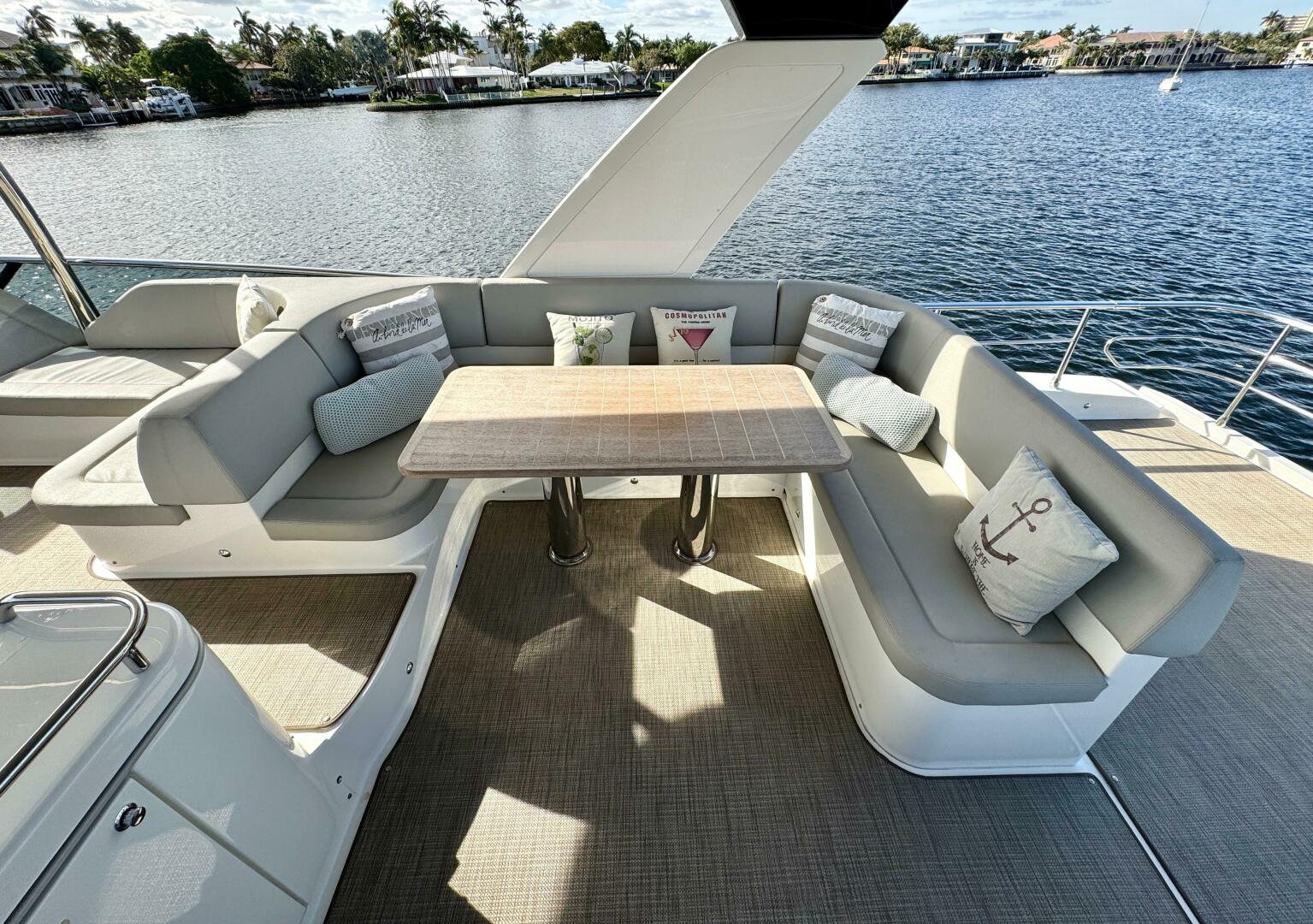 Slide: The Image of Absolute 52 Navetta 2021 - 5077912