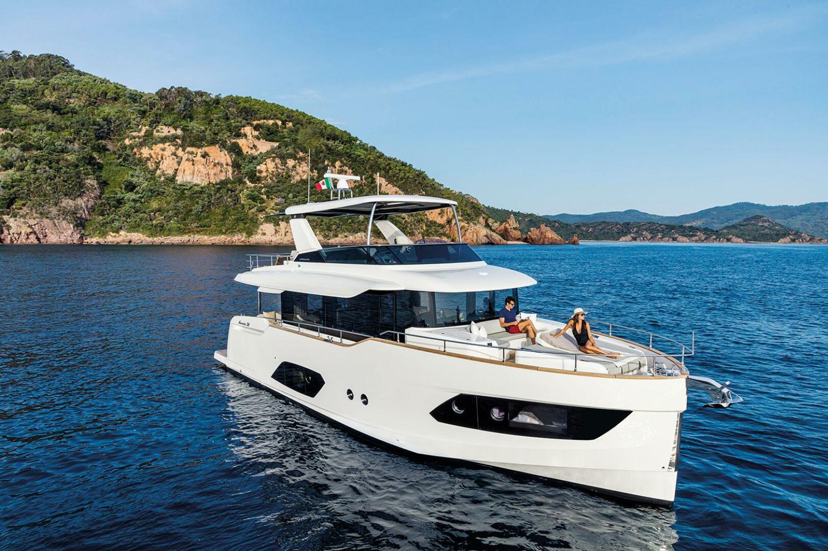 Slide: The Image of 2026 58 Absolute Navetta - Sistership Profile - 4545562