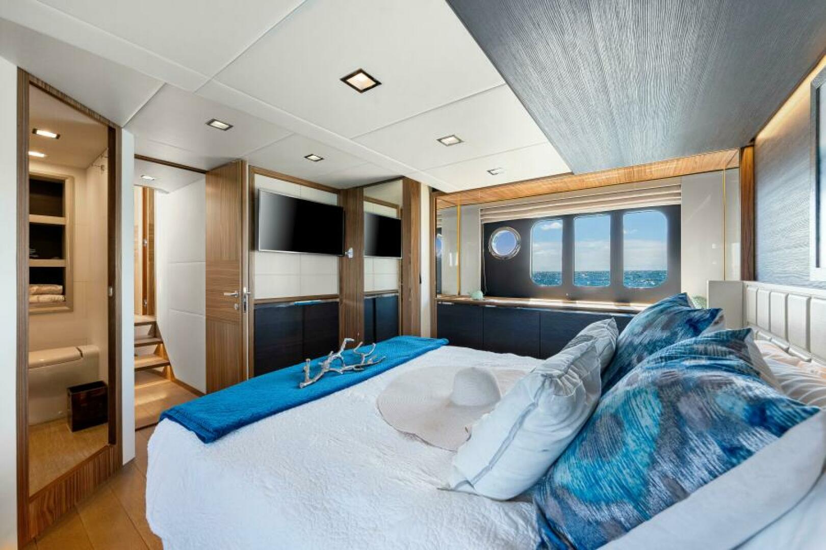 Slide: The Image of 2018 Absolute 60 Flybridge 'Mama's House' - 4796667