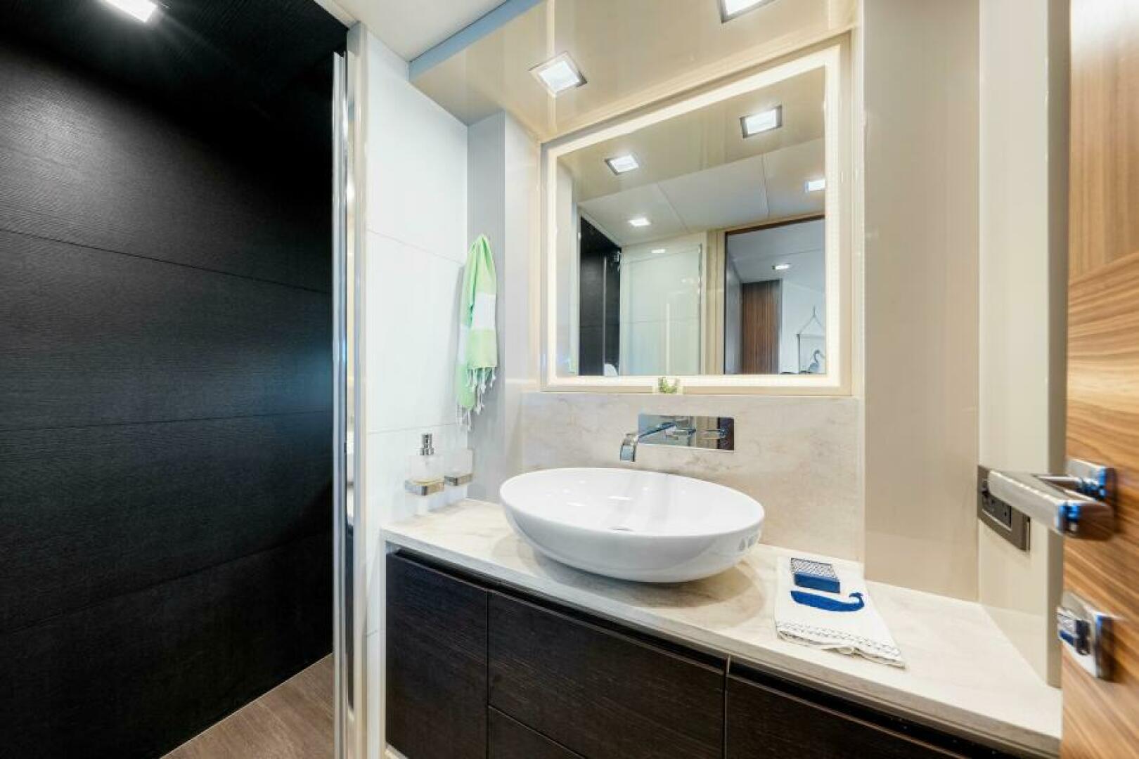 Slide: The Image of 2018 Absolute 60 Flybridge 'Mama's House' VIP Head - 4796674