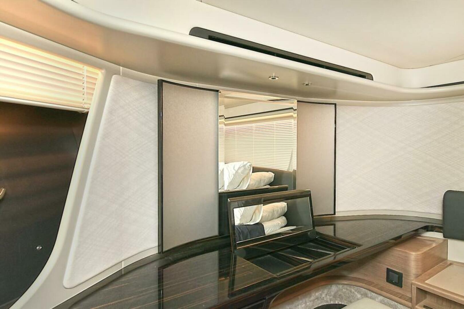 Slide: The Image of Absolute 62 Fly 2023 - 5365383