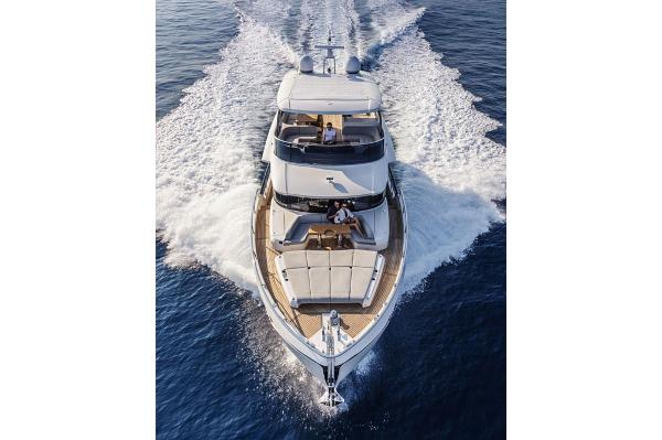 Slide: The Image of Absolute 68 NAVETTA 2024 - 1