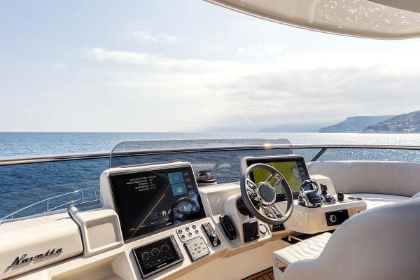Slide: The Image of Absolute 68 NAVETTA 2024 - 7