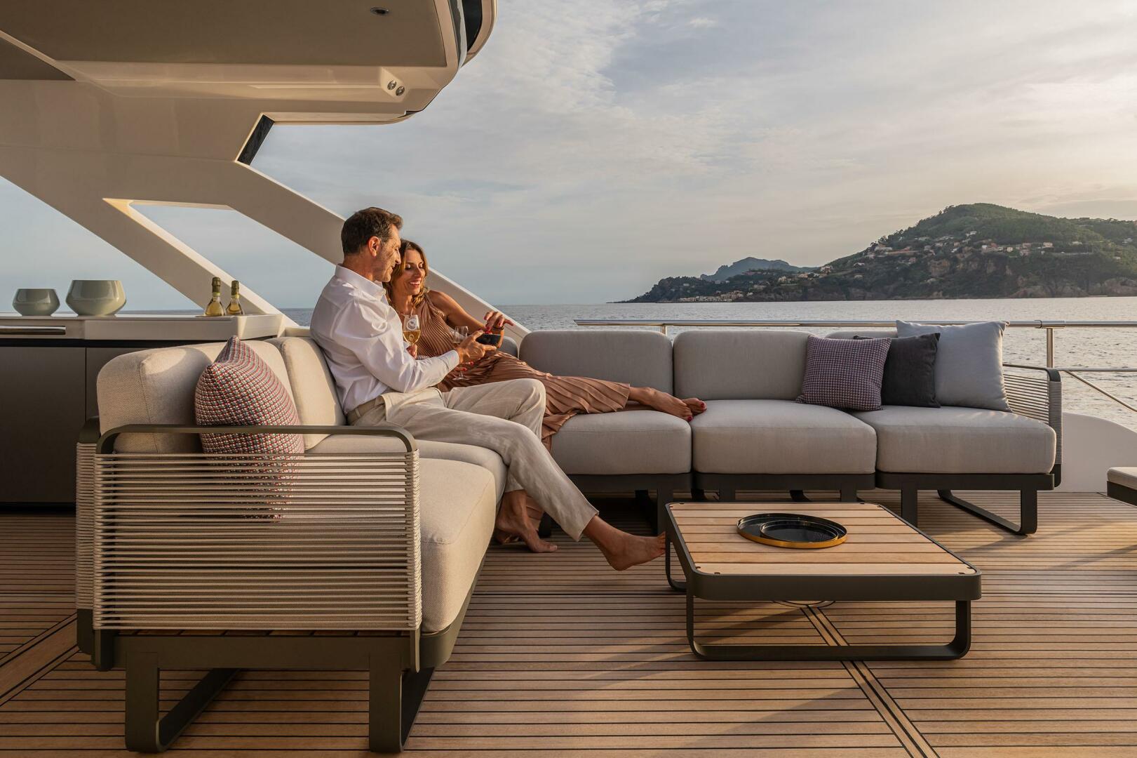 Slide: The Image of 2025 75 Absolute Navetta - Cockpit - 4537226