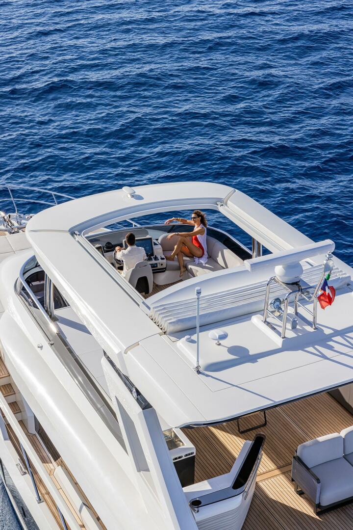 Slide: The Image of 2025 75 Absolute Navetta - Flybridge - 4537277