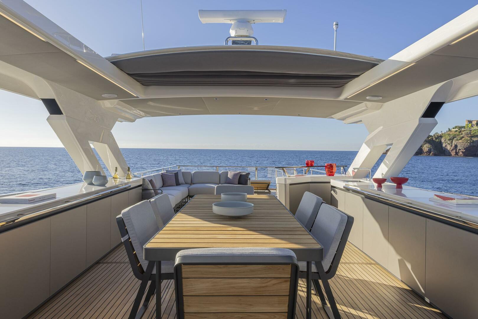 Slide: The Image of 2025 75 Absolute Navetta - Flybridge - 4537237