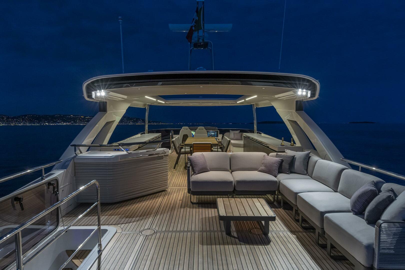 Slide: The Image of 2025 75 Absolute Navetta - Flybridge - 4537242