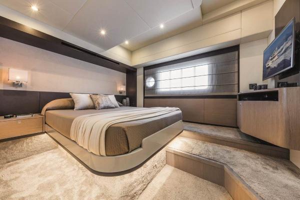 Slide: The Image of Master Stateroom  - 19