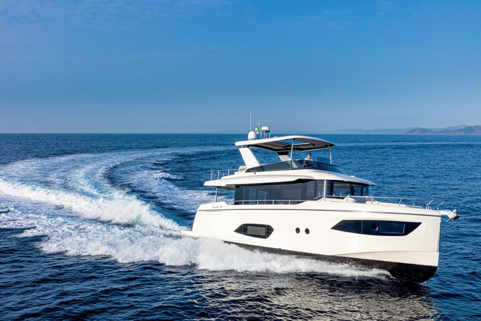 Slide: The Image of Absolute Navetta 52 2024 - 1710167