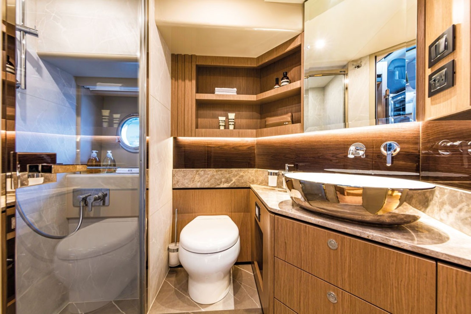 Slide: The Image of Absolute Navetta 52 2024 - 1710186