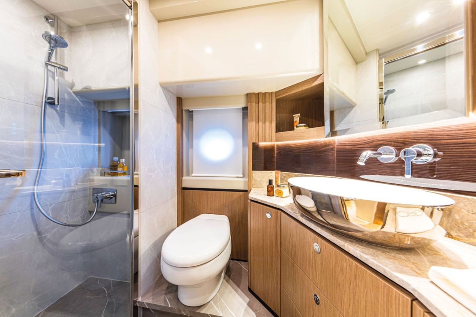 Slide: The Image of Absolute Navetta 52 2024 - 1710187