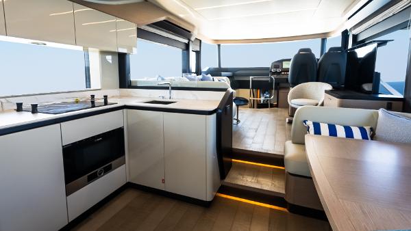Slide: The Image of Absolute NAVETTA 58 2025 - 4