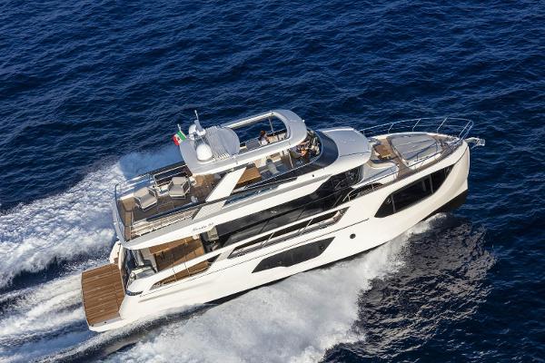 Slide: The Image of Absolute Navetta 64 2024 - 0