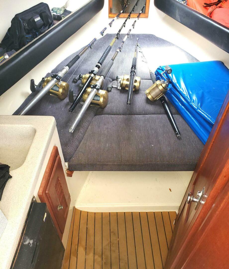Slide: The Image of Albemarle 280 Express Sport Fisherman 2001 - 5013926