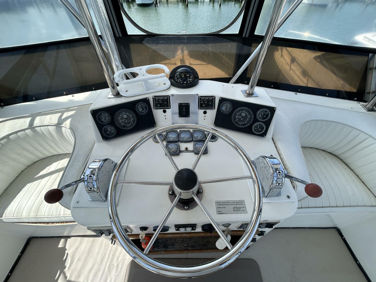 Slide: The Image of Albemarle 320 1990 - 5295215