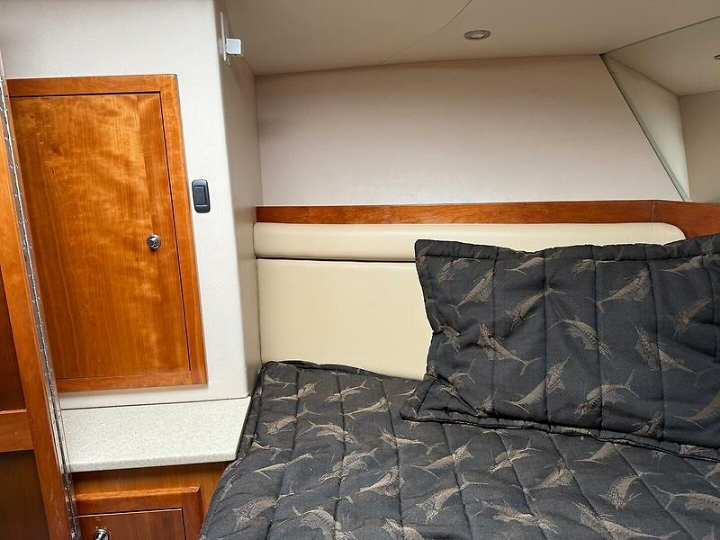 Slide: The Image of 0005317376 - 5549160