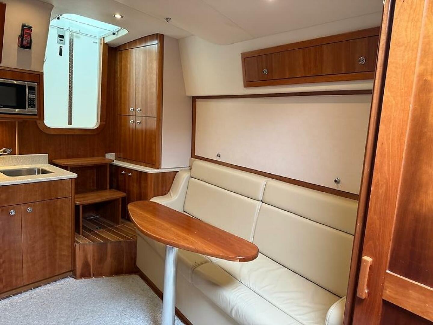 Slide: The Image of 0005317298 - 5549164