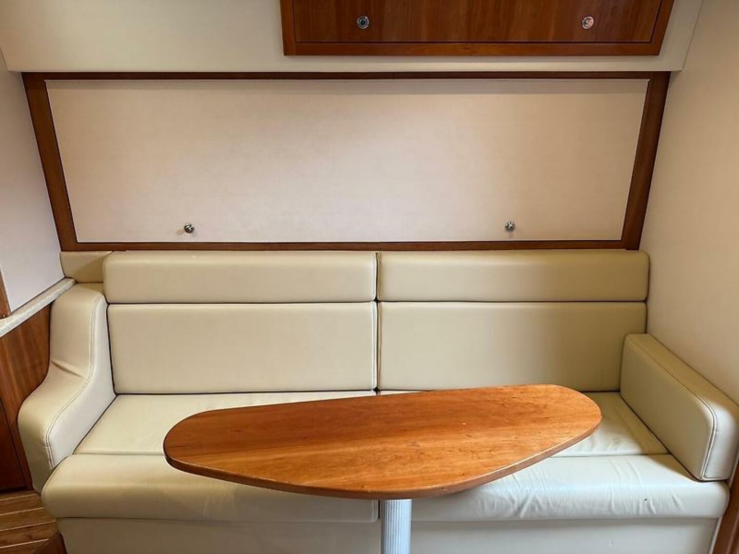 Slide: The Image of 0005317315 - 5549165