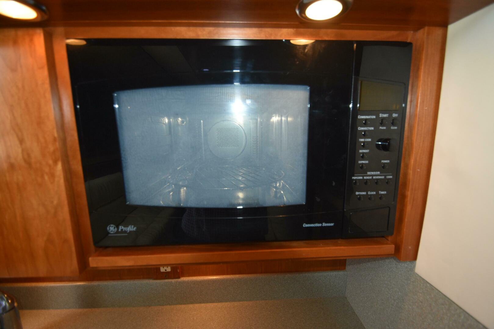 Slide: The Image of Albemarle 410 Express Fisherman 2006 - 4120080